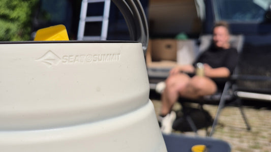 Hiken met Nico over outdoor kookgear: Wat moet je wel (en juist niet) meenemen op je kampeeravontuur!