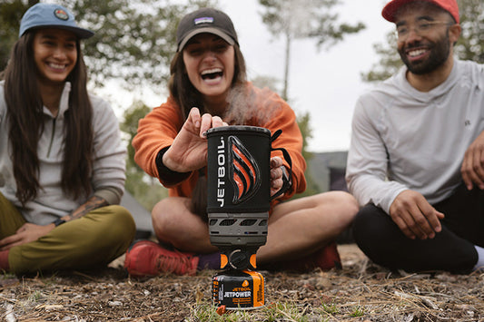 Koken in het wild: waarom Jetboil onmisbaar is voor elke bushcrafter